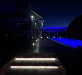 client-creative-lighting-CoKuMB4k