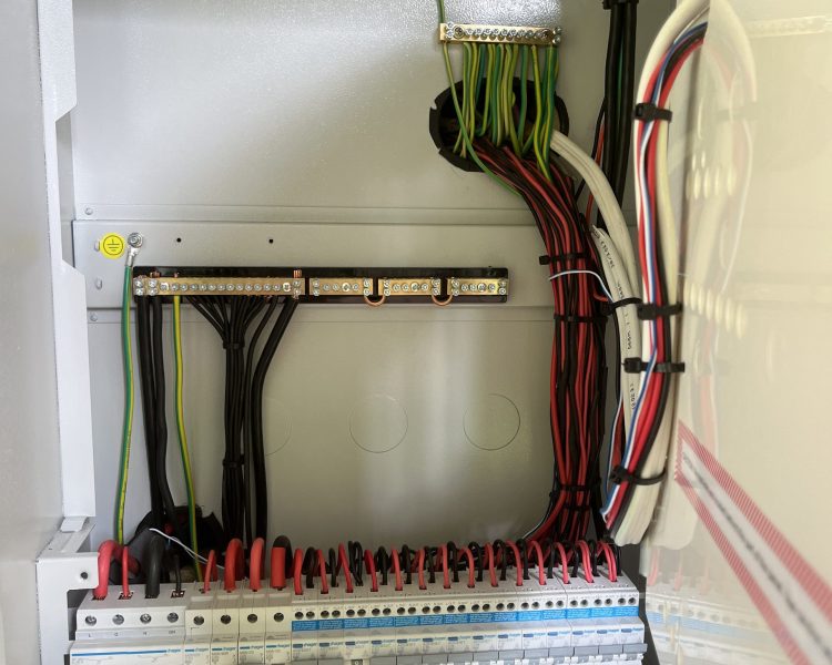 client-switchboard-DiUVqoTA